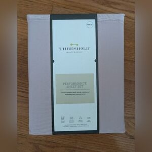 NEW Threshold Target Performance Sheet set Twin XL 400 thread soft pink blush